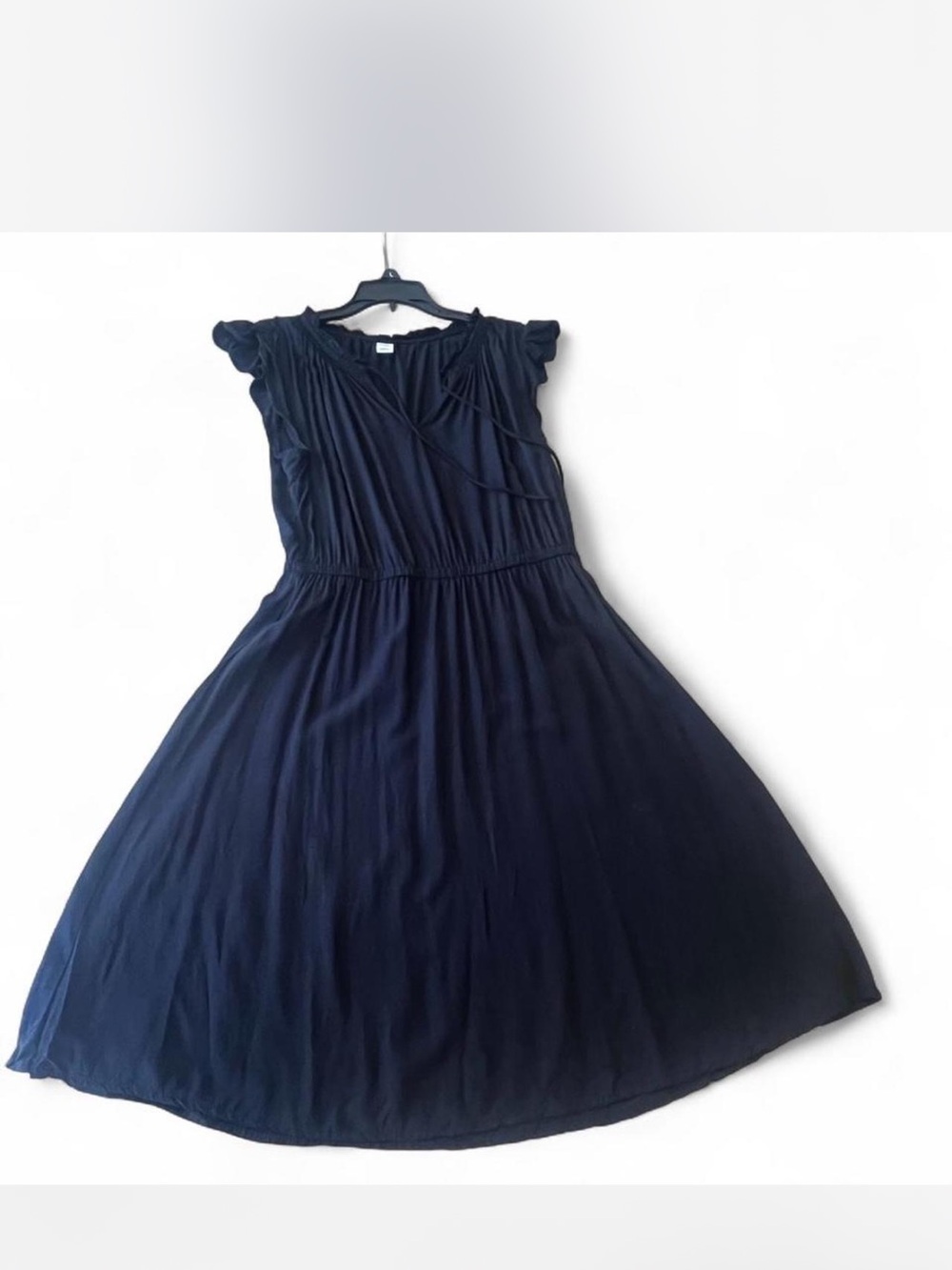 Old Navy black Ruffle Sleeve Midi Dress in good condition!